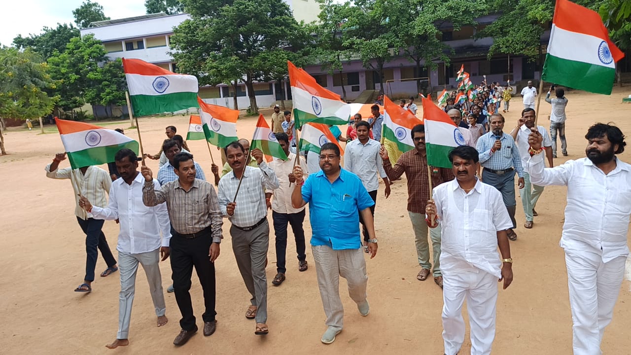 Swatantra Bharata Vajrotsavalu Celebrations,Ralley at Kompally and dulapally ZPHS Schools.